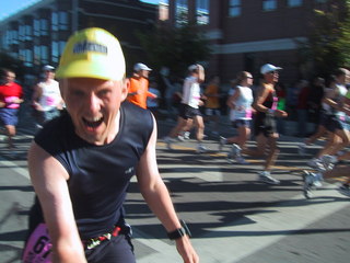 At mile 11 of the 2004 Chicago Marathon